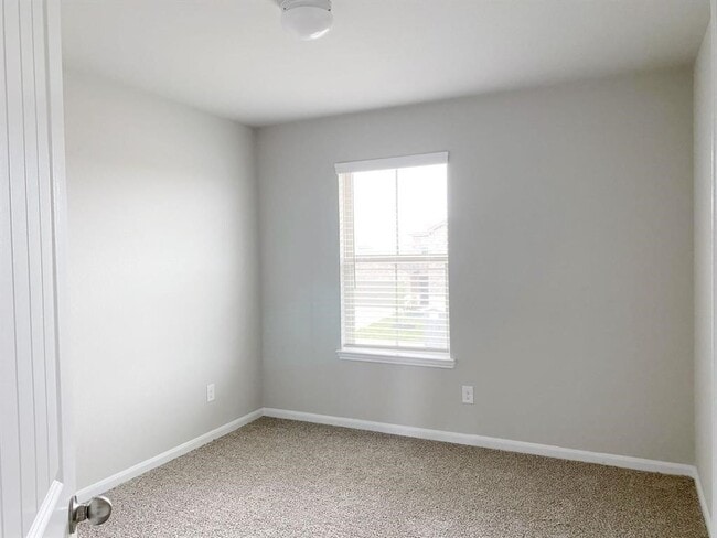 Building Photo - 29630 Juniper Ct