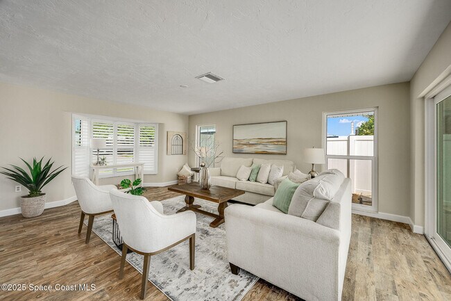 Building Photo - 458 Sandpiper Dr