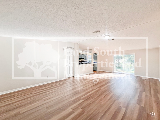 Building Photo - 5638 Cherry Tree Dr
