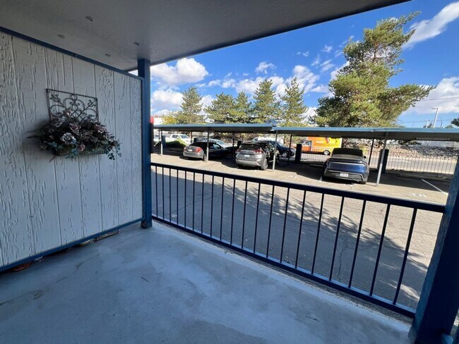 Building Photo - 2555 Clearacre Lane #25-1