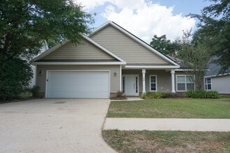 Building Photo - 108 Creve Core Dr