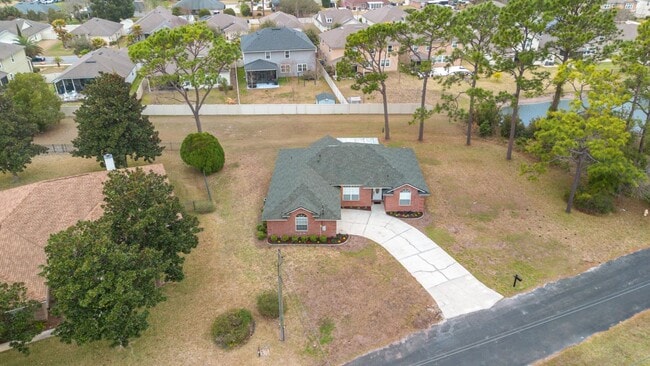 Building Photo - 15738 Northside Dr E