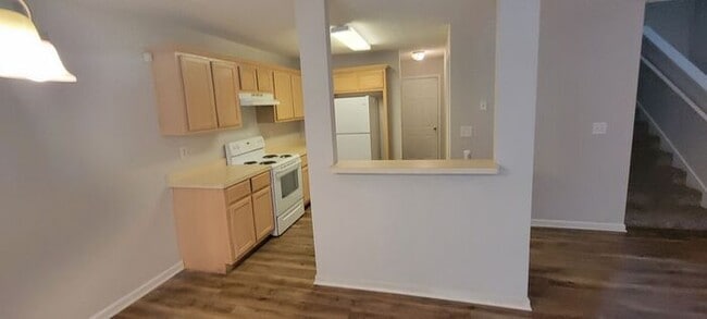 Building Photo - COMING SOON: Renovated 3BR 2BA Home w/ 2-Car Garage • Open-Concept Kitchen in Griffin