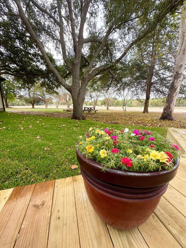 Building Photo - 5472 Andert Rd