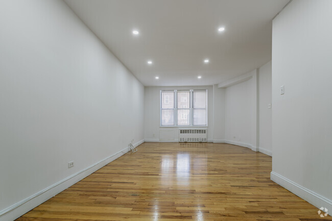 Living Room - 142-27 Barclay Ave