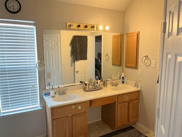 Building Photo - 8504 Saffron Dr