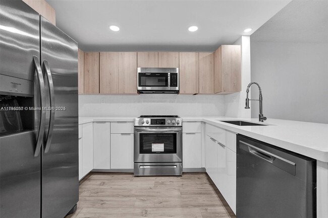 Building Photo - 11225 SW 88th St