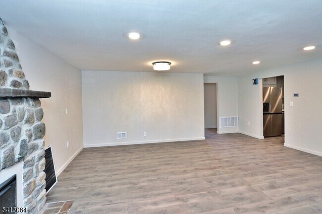 Building Photo - 75 Nolans Point Rd