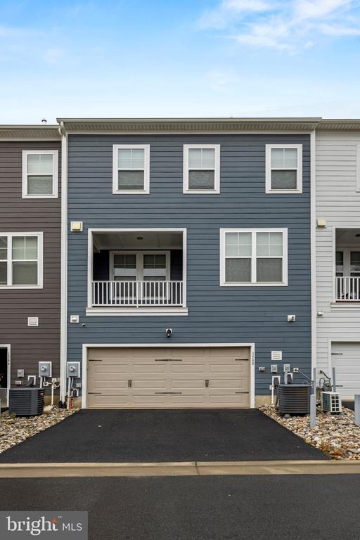 Building Photo - 1548 Meadowlark Glen Rd