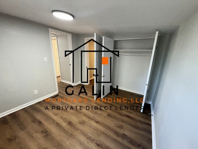 Building Photo - 4401 Meding St