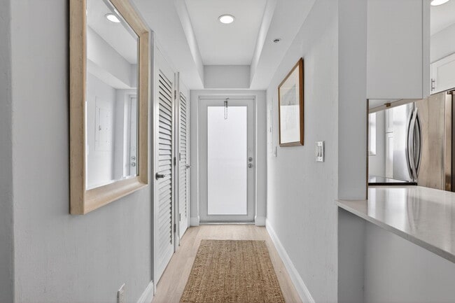 Building Photo - 3101 S Ocean Blvd