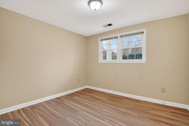 Building Photo - 1605 Mary Ellen Ct