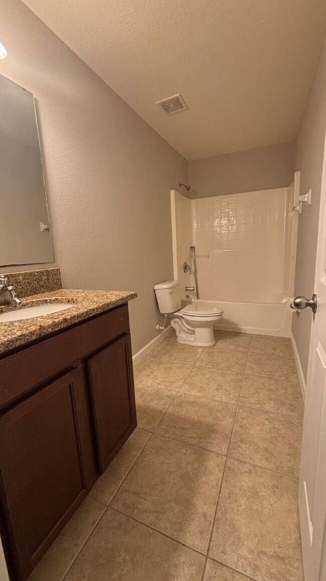 Building Photo - 1309 Corbett Ln