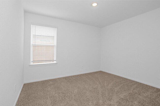 Building Photo - 3518 Grassland Dr