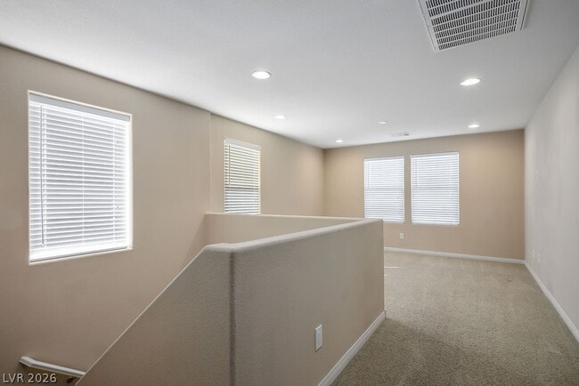 Building Photo - 10360 Sipple St