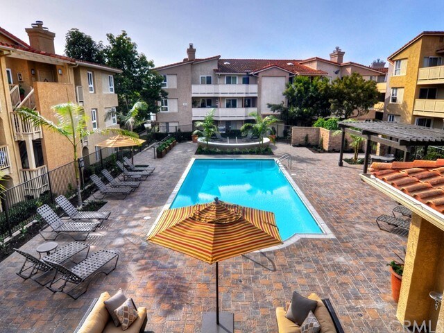 Building Photo - 68 Corniche Dr