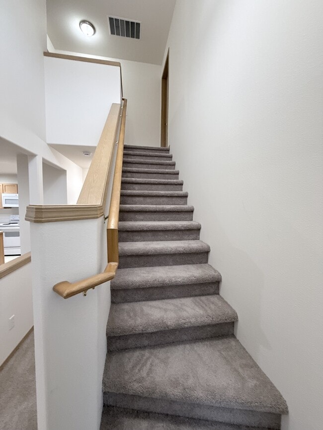 Building Photo - 414 91st Ave SE