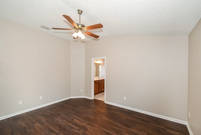 Building Photo - 8628 Springtree Road