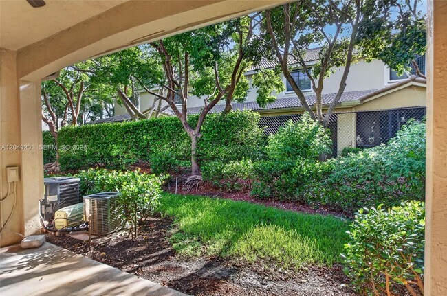 Building Photo - 3969 Orange Tree Ln