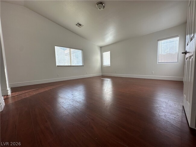 Building Photo - 9763 Waukegan Ave