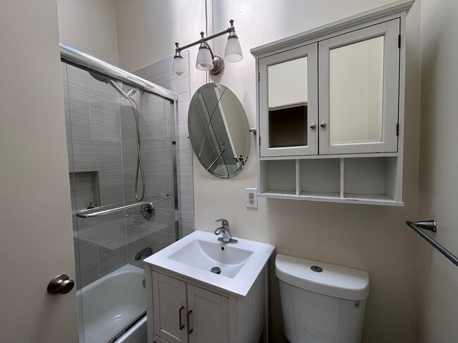 Building Photo - 41562 Carmen St