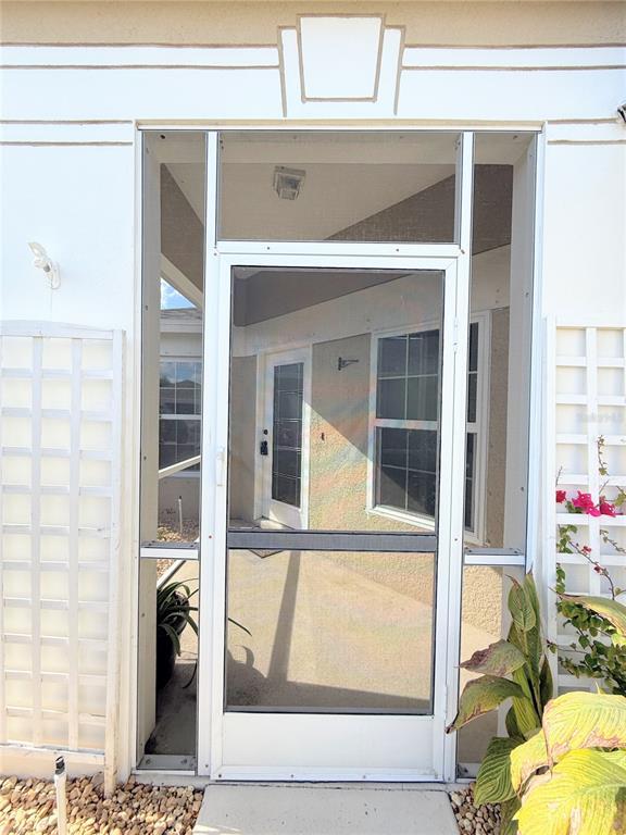 Building Photo - 5044 Gato Del Sol Cir