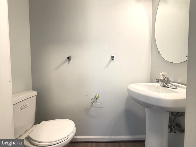 Building Photo - 1905 Bulrush Ct