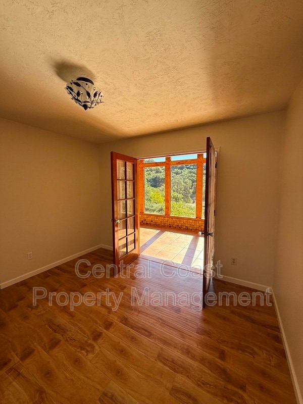 Building Photo - 17959 Berta Canyon Rd