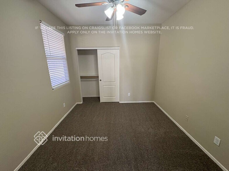 Building Photo - 12552 W Estero Ln