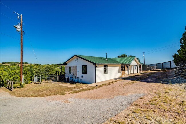 Building Photo - 631 Harmon Hills Cove