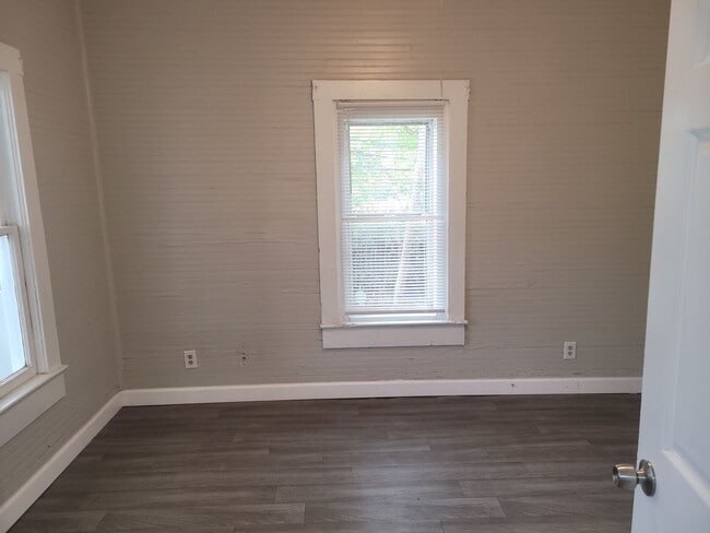 Building Photo - 1215 Historic Goldsboro Blvd