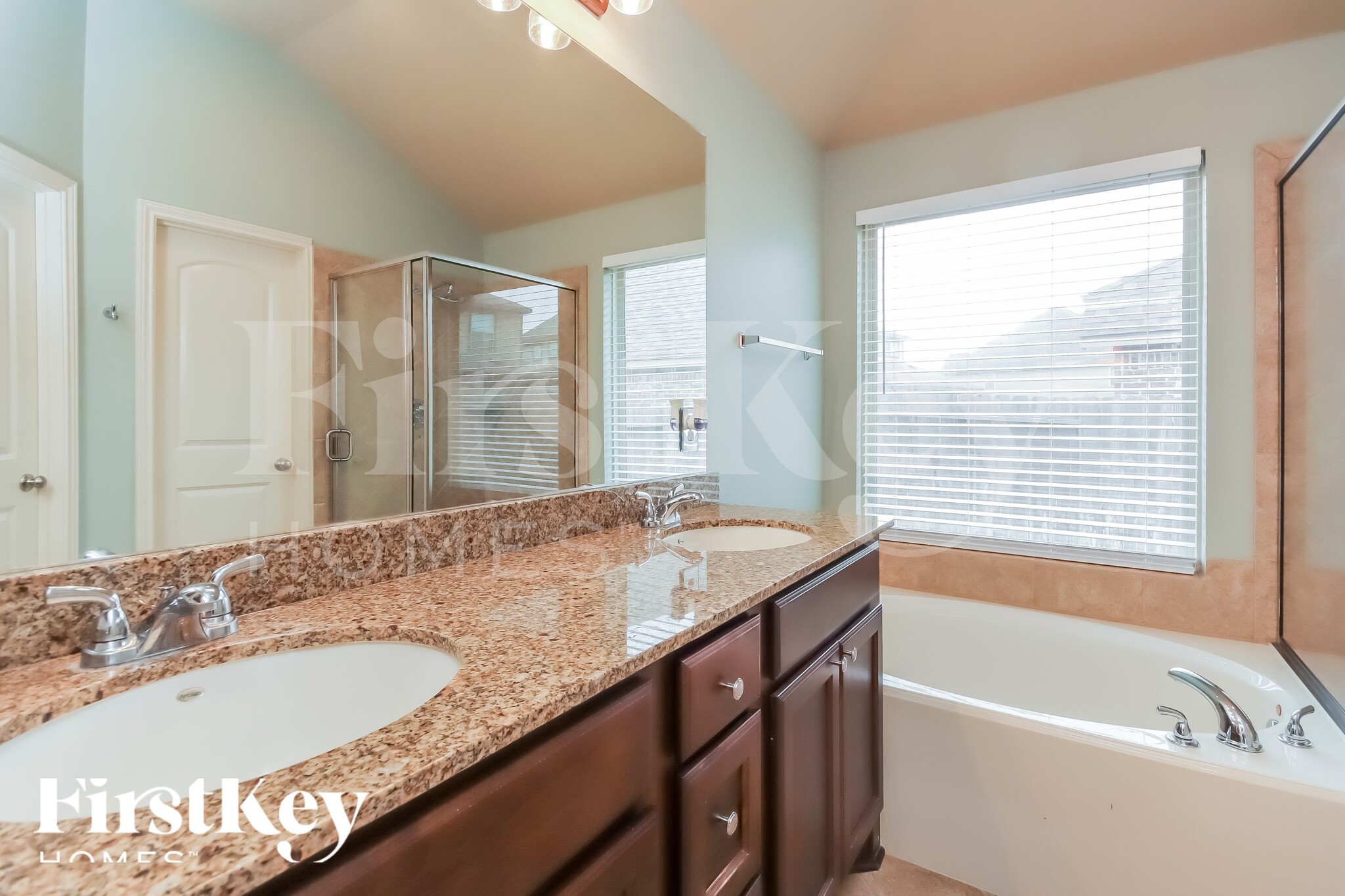 Building Photo - 4127 Ponderosa Hills Ln