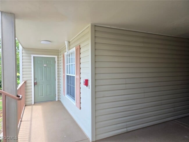 Building Photo - 1753 Four Mile Cove Pkwy