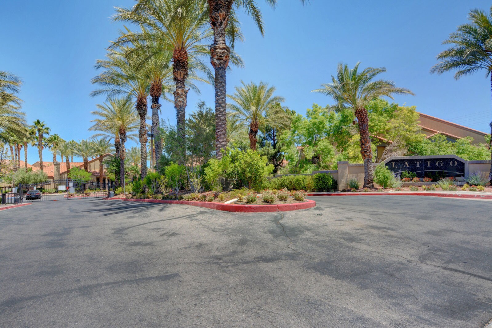 Building Photo - 2300 E Silverado Ranch Blvd