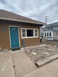 Building Photo - 318 N 7th St