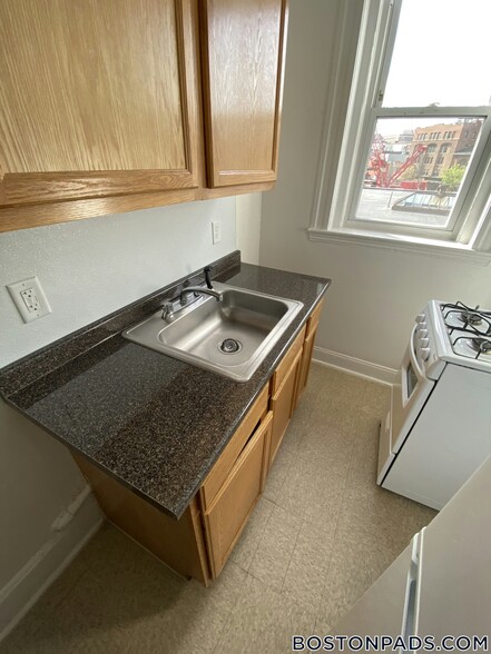 Building Photo - 1179 Boylston St