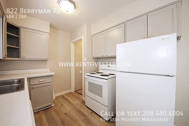 Building Photo - 822 Berryman Rd