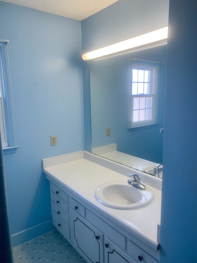 Building Photo - 8480 Cleveland Rd