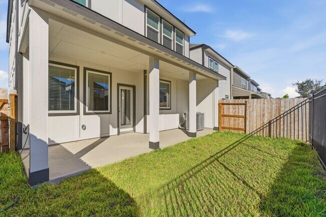 Building Photo - 14759 Slow River Ave