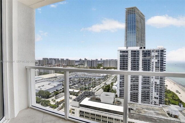 Building Photo - 16699 Collins Ave