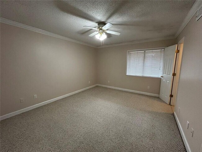 Building Photo - 1016 Wingate Way
