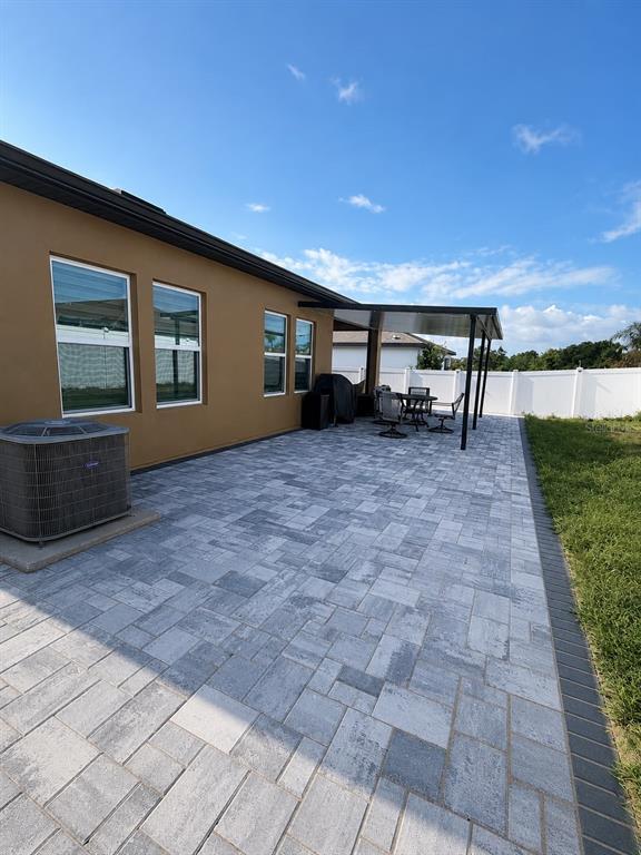 Building Photo - 1027 Aerides Wy