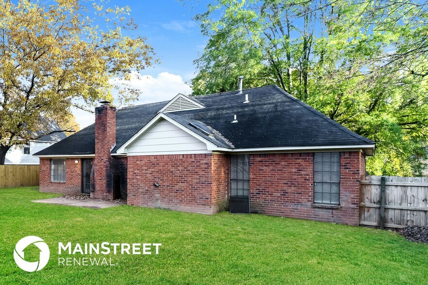 Building Photo - 4462 Garrison Ave