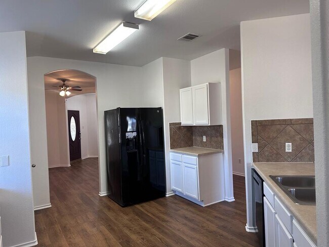 Building Photo - 12720 Waynespur Ln