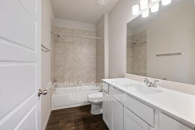 Building Photo - 244 Shugart St