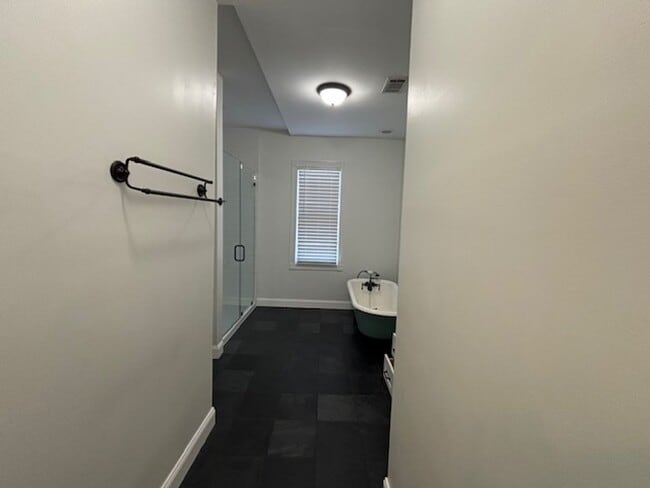 Building Photo - Rare Opportunity in Downtown Columbus