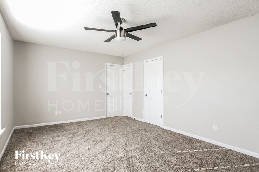 Building Photo - 7604 Wood Stream Dr