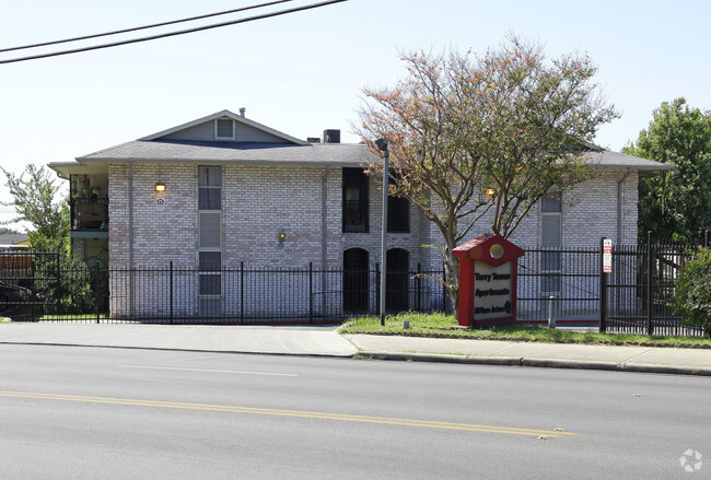 Building Photo - Tarry Towne Apartments