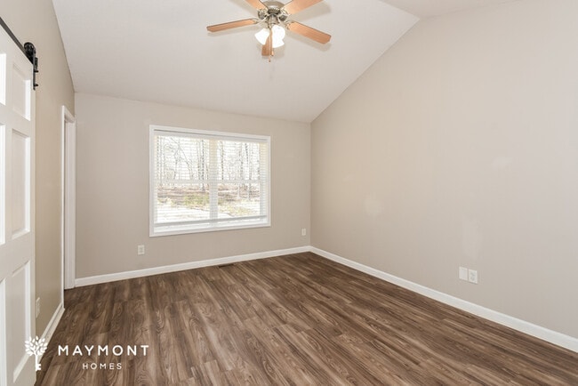 Building Photo - 137 Birchwood Farms Ln