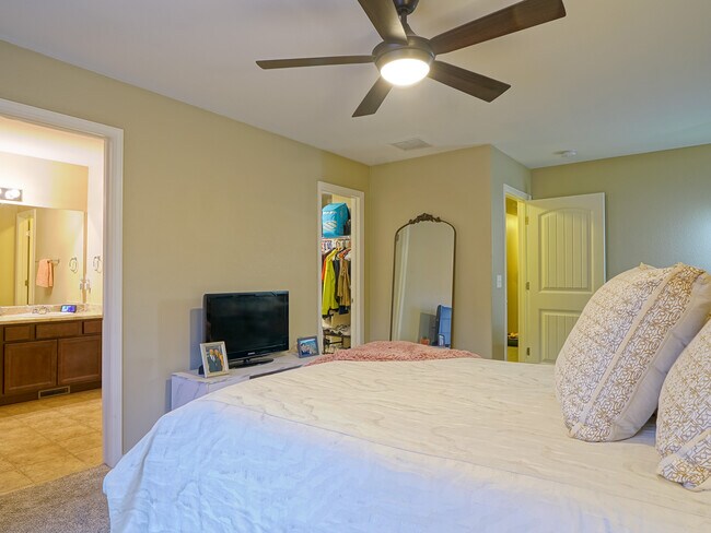 Building Photo - 4792 Kerry Lynn View